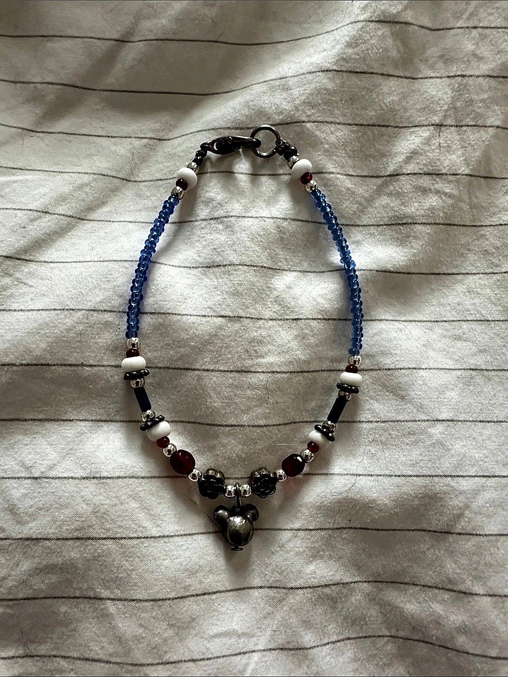Disney Beaded Mickey Mouse Beaded Pendant Bracelet in Blue & Red Like New